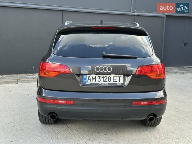 Сірий Ауді Ку 7, об'ємом двигуна 3 л та пробігом 267 тис. км за 10650 $, фото 22 на Automoto.ua
