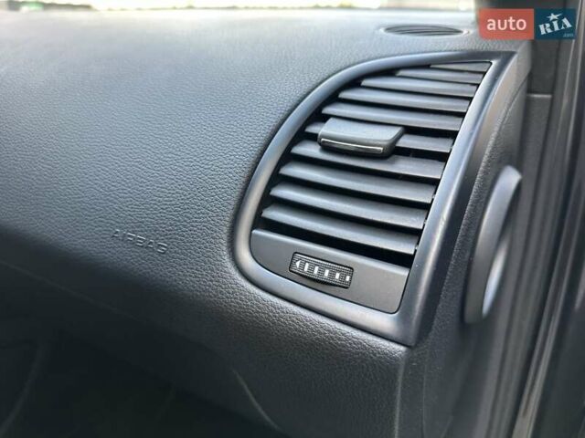 Сірий Ауді Ку 7, об'ємом двигуна 3 л та пробігом 267 тис. км за 10650 $, фото 44 на Automoto.ua
