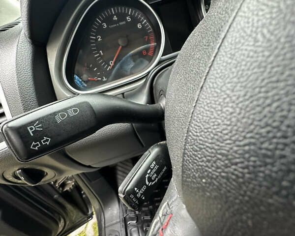 Сірий Ауді Ку 7, об'ємом двигуна 4.17 л та пробігом 268 тис. км за 8499 $, фото 30 на Automoto.ua