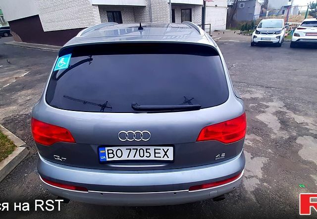 Серый Ауди Ку 7, объемом двигателя 4.2 л и пробегом 205 тыс. км за 14300 $, фото 12 на Automoto.ua