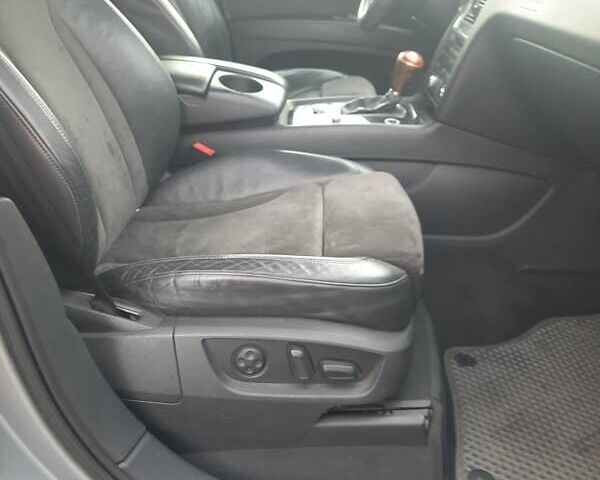 Серый Ауди Ку 7, объемом двигателя 4.16 л и пробегом 229 тыс. км за 8500 $, фото 2 на Automoto.ua