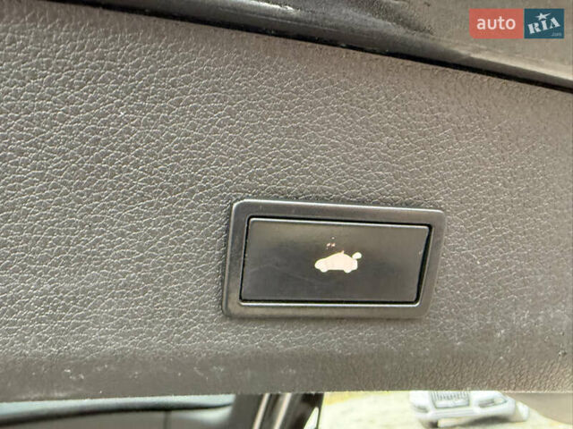 Серый Ауди Ку 7, объемом двигателя 3 л и пробегом 300 тыс. км за 12499 $, фото 52 на Automoto.ua