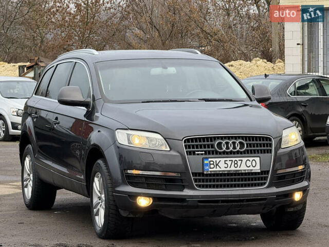 Серый Ауди Ку 7, объемом двигателя 3 л и пробегом 300 тыс. км за 12499 $, фото 11 на Automoto.ua