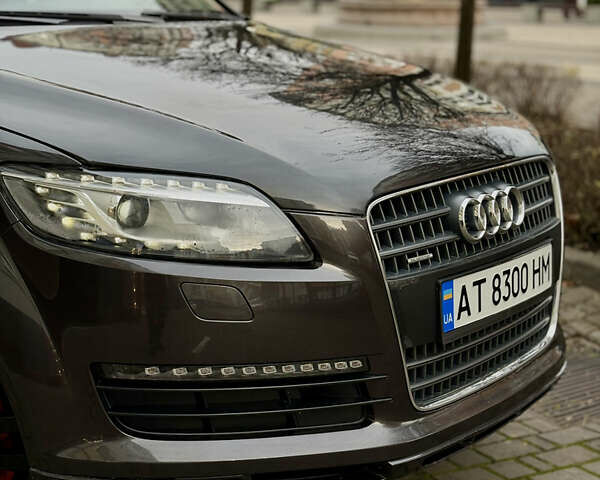 Серый Ауди Ку 7, объемом двигателя 4.2 л и пробегом 222 тыс. км за 8200 $, фото 28 на Automoto.ua