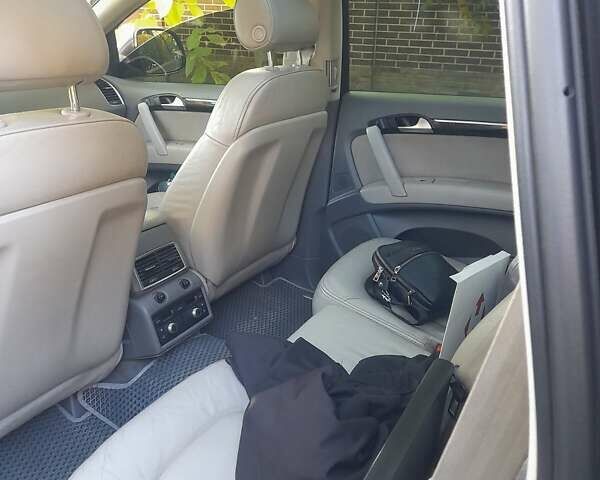 Сірий Ауді Ку 7, об'ємом двигуна 3 л та пробігом 290 тис. км за 14000 $, фото 12 на Automoto.ua