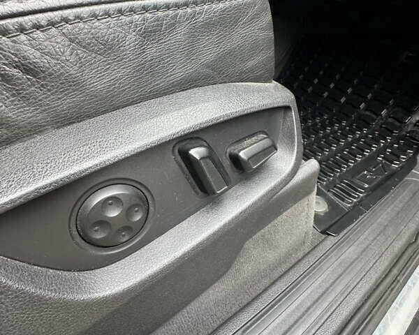 Сірий Ауді Ку 7, об'ємом двигуна 4.17 л та пробігом 268 тис. км за 8499 $, фото 19 на Automoto.ua