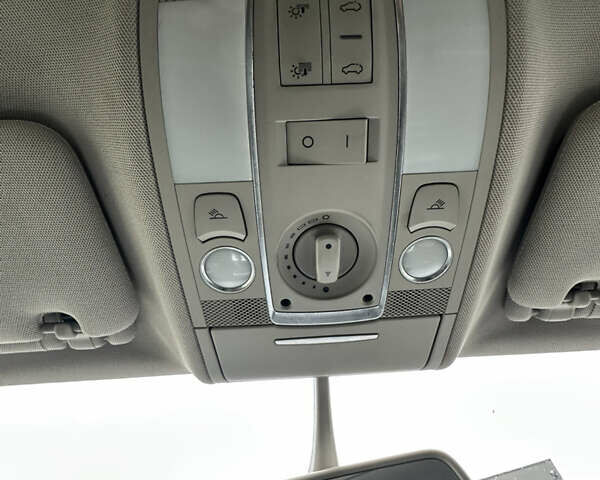 Сірий Ауді Ку 7, об'ємом двигуна 4.17 л та пробігом 268 тис. км за 8499 $, фото 25 на Automoto.ua