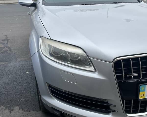 Серый Ауди Ку 7, объемом двигателя 3.6 л и пробегом 307 тыс. км за 8200 $, фото 8 на Automoto.ua