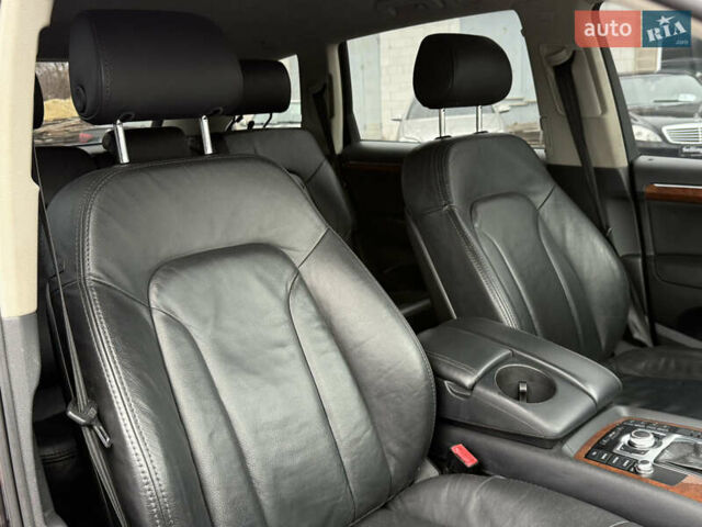 Серый Ауди Ку 7, объемом двигателя 3 л и пробегом 300 тыс. км за 12499 $, фото 54 на Automoto.ua