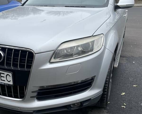 Серый Ауди Ку 7, объемом двигателя 3.6 л и пробегом 307 тыс. км за 8200 $, фото 7 на Automoto.ua