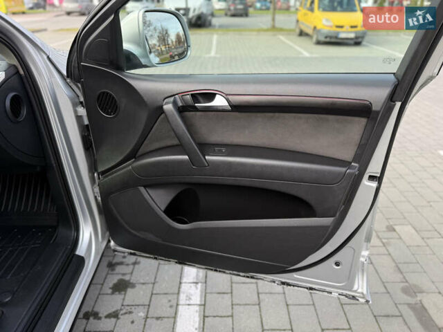 Серый Ауди Ку 7, объемом двигателя 3 л и пробегом 287 тыс. км за 12700 $, фото 47 на Automoto.ua