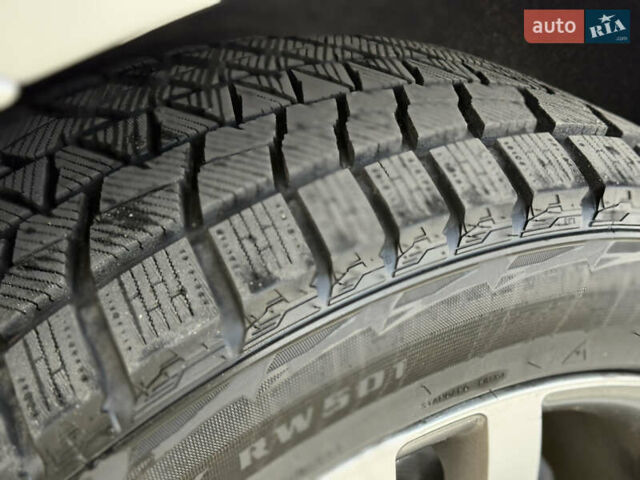 Серый Ауди Ку 7, объемом двигателя 3 л и пробегом 287 тыс. км за 12700 $, фото 19 на Automoto.ua