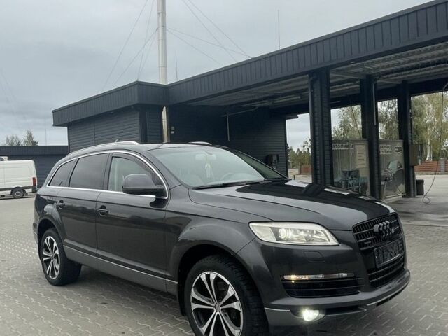 Ауди Ку 7 2007 в Сарнах на Automoto.ua Серый Ауди Ку 7, объемом двигателя 3 л и пробегом 350 тыс. км за 7500 $, фото 6 на Automoto.ua