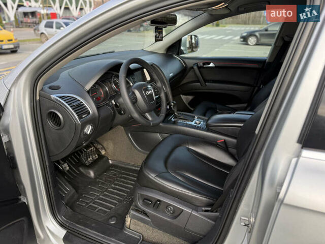 Серый Ауди Ку 7, объемом двигателя 3 л и пробегом 287 тыс. км за 12700 $, фото 25 на Automoto.ua