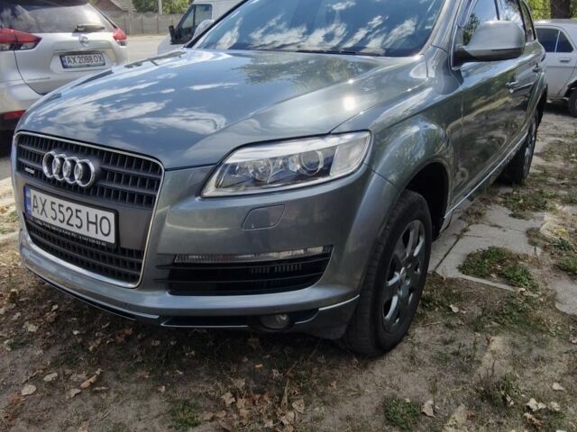 Серый Ауди Ку 7, объемом двигателя 3 л и пробегом 290 тыс. км за 11500 $, фото 2 на Automoto.ua