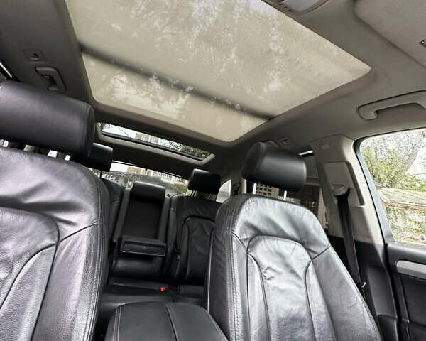 Сірий Ауді Ку 7, об'ємом двигуна 4.17 л та пробігом 268 тис. км за 8499 $, фото 13 на Automoto.ua