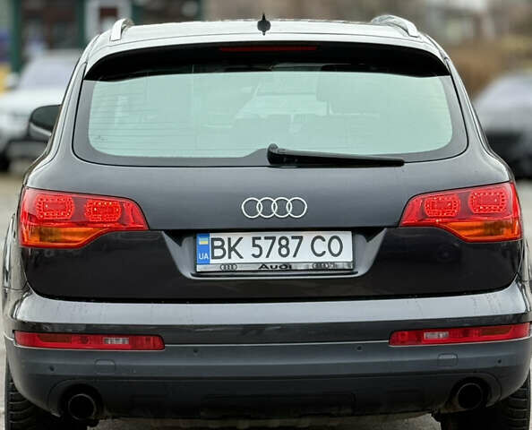 Серый Ауди Ку 7, объемом двигателя 3 л и пробегом 300 тыс. км за 12499 $, фото 25 на Automoto.ua