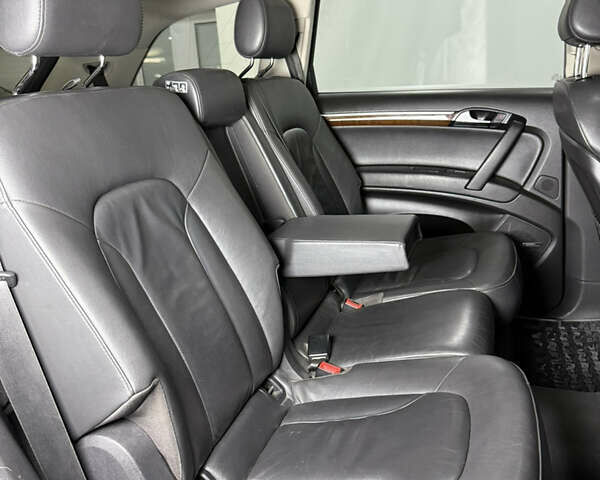 Серый Ауди Ку 7, объемом двигателя 3.6 л и пробегом 190 тыс. км за 11700 $, фото 37 на Automoto.ua