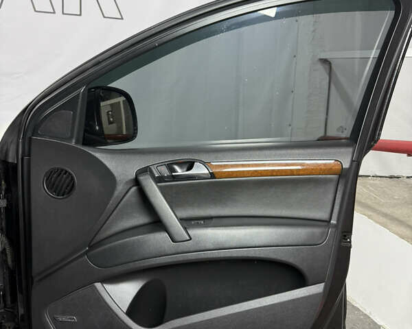 Серый Ауди Ку 7, объемом двигателя 3.6 л и пробегом 190 тыс. км за 11700 $, фото 25 на Automoto.ua