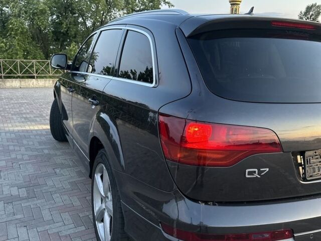Сірий Ауді Ку 7, об'ємом двигуна 3 л та пробігом 280 тис. км за 6700 $, фото 5 на Automoto.ua