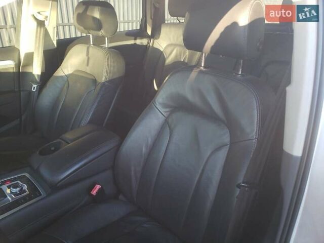 Серый Ауди Ку 7, объемом двигателя 2.97 л и пробегом 296 тыс. км за 13500 $, фото 6 на Automoto.ua