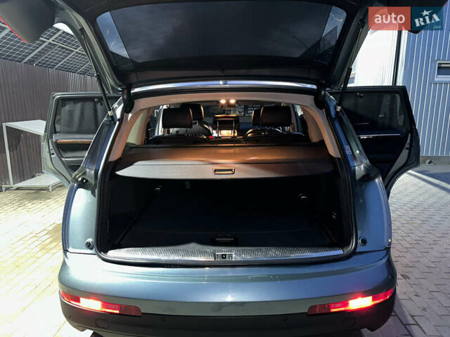 Серый Ауди Ку 7, объемом двигателя 3 л и пробегом 259 тыс. км за 14500 $, фото 19 на Automoto.ua