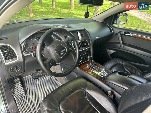Серый Ауди Ку 7, объемом двигателя 3 л и пробегом 259 тыс. км за 14500 $, фото 7 на Automoto.ua