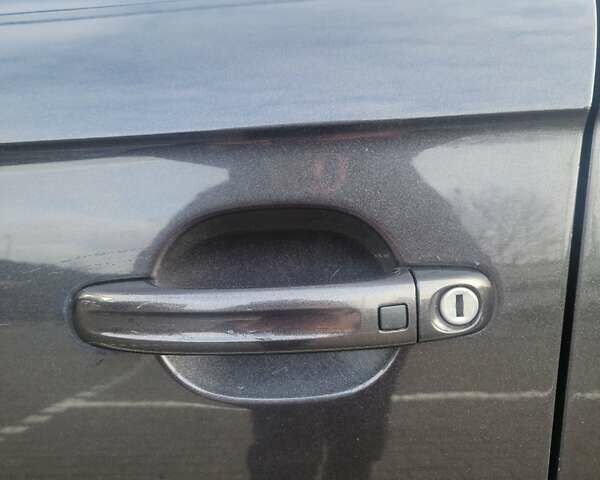 Серый Ауди Ку 7, объемом двигателя 4.16 л и пробегом 288 тыс. км за 9999 $, фото 22 на Automoto.ua