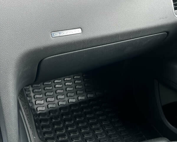 Серый Ауди Ку 7, объемом двигателя 3 л и пробегом 340 тыс. км за 13200 $, фото 76 на Automoto.ua