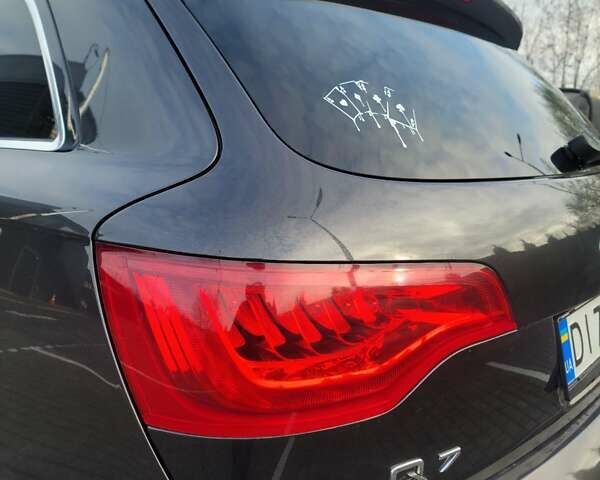 Серый Ауди Ку 7, объемом двигателя 4.16 л и пробегом 288 тыс. км за 9999 $, фото 19 на Automoto.ua