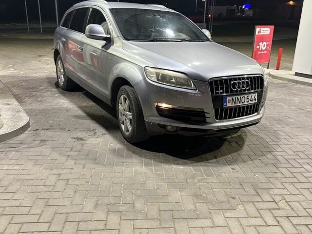 Серый Ауди Ку 7, объемом двигателя 3 л и пробегом 310 тыс. км за 6800 $, фото 2 на Automoto.ua