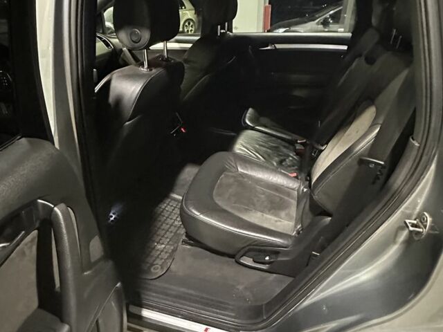 Серый Ауди Ку 7, объемом двигателя 3 л и пробегом 310 тыс. км за 6800 $, фото 8 на Automoto.ua