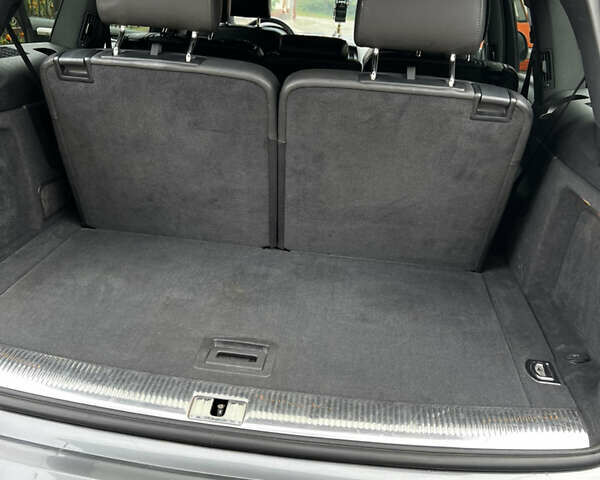 Серый Ауди Ку 7, объемом двигателя 3 л и пробегом 340 тыс. км за 13200 $, фото 20 на Automoto.ua