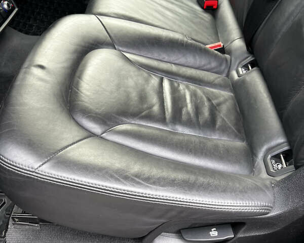 Серый Ауди Ку 7, объемом двигателя 3 л и пробегом 340 тыс. км за 13200 $, фото 69 на Automoto.ua