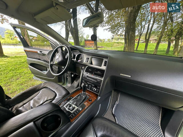 Серый Ауди Ку 7, объемом двигателя 3 л и пробегом 259 тыс. км за 14500 $, фото 2 на Automoto.ua