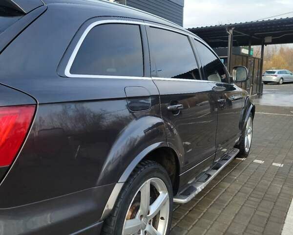 Серый Ауди Ку 7, объемом двигателя 4.16 л и пробегом 288 тыс. км за 9999 $, фото 15 на Automoto.ua