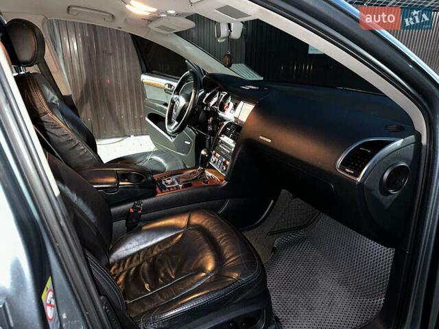 Серый Ауди Ку 7, объемом двигателя 3 л и пробегом 259 тыс. км за 14500 $, фото 17 на Automoto.ua