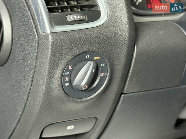 Серый Ауди Ку 7, объемом двигателя 3.6 л и пробегом 190 тыс. км за 11700 $, фото 16 на Automoto.ua