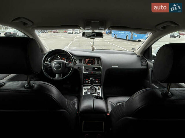Сірий Ауді Ку 7, об'ємом двигуна 3 л та пробігом 345 тис. км за 14700 $, фото 13 на Automoto.ua