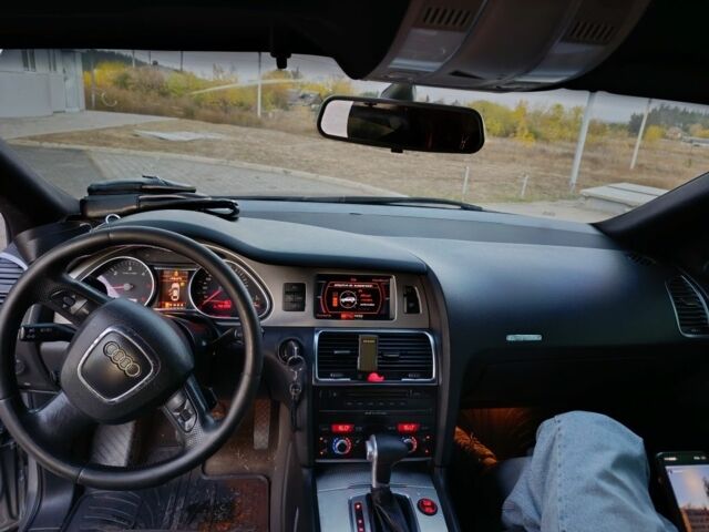 Серый Ауди Ку 7, объемом двигателя 3 л и пробегом 344 тыс. км за 7200 $, фото 6 на Automoto.ua