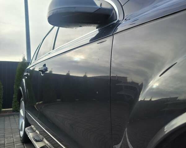 Серый Ауди Ку 7, объемом двигателя 4.16 л и пробегом 288 тыс. км за 9999 $, фото 16 на Automoto.ua