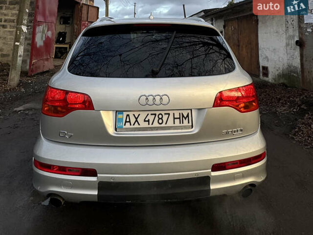 Сірий Ауді Ку 7, об'ємом двигуна 3 л та пробігом 243 тис. км за 14000 $, фото 2 на Automoto.ua