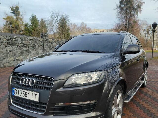 Серый Ауди Ку 7, объемом двигателя 4.2 л и пробегом 278 тыс. км за 9999 $, фото 4 на Automoto.ua