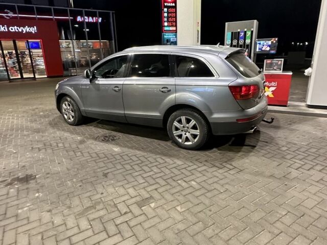 Серый Ауди Ку 7, объемом двигателя 3 л и пробегом 310 тыс. км за 6800 $, фото 9 на Automoto.ua