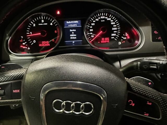 Серый Ауди Ку 7, объемом двигателя 3 л и пробегом 310 тыс. км за 6800 $, фото 7 на Automoto.ua