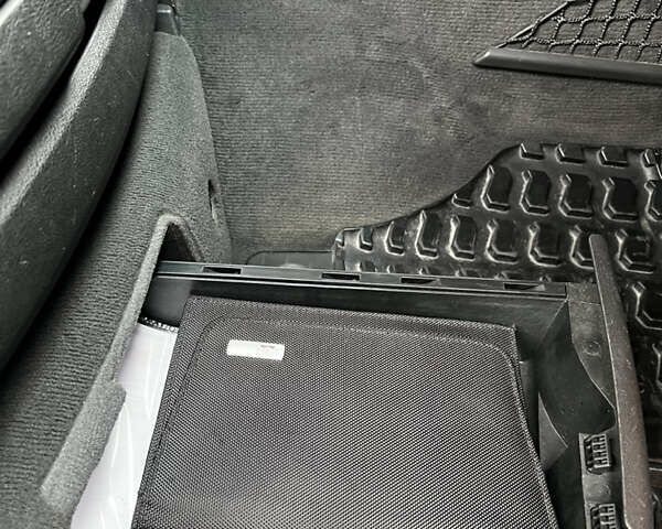 Серый Ауди Ку 7, объемом двигателя 3 л и пробегом 340 тыс. км за 13200 $, фото 15 на Automoto.ua