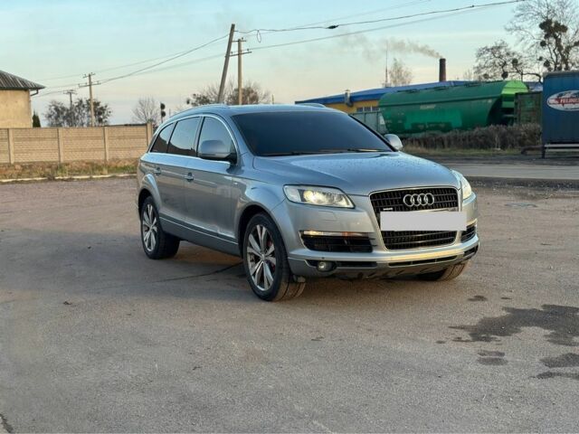 Серый Ауди Ку 7, объемом двигателя 3 л и пробегом 330 тыс. км за 7500 $, фото 2 на Automoto.ua