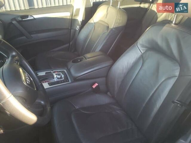 Серый Ауди Ку 7, объемом двигателя 2.97 л и пробегом 296 тыс. км за 13500 $, фото 8 на Automoto.ua