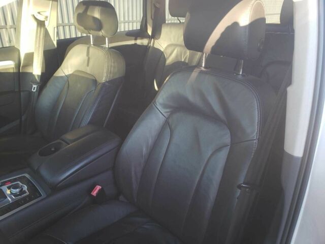 Серый Ауди Ку 7, объемом двигателя 3 л и пробегом 296 тыс. км за 13500 $, фото 10 на Automoto.ua