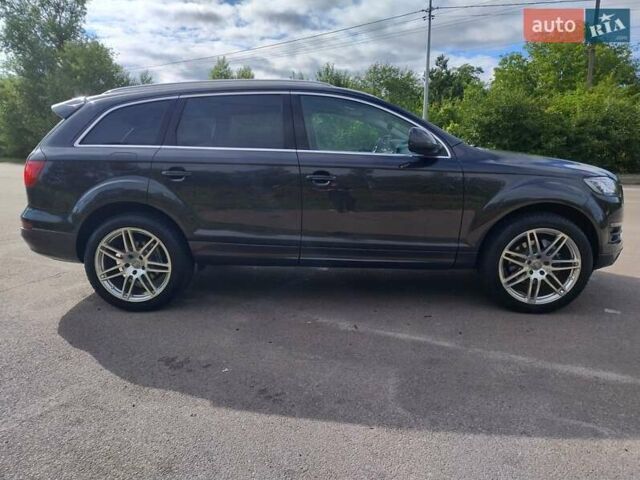 Серый Ауди Ку 7, объемом двигателя 3.6 л и пробегом 300 тыс. км за 12000 $, фото 4 на Automoto.ua